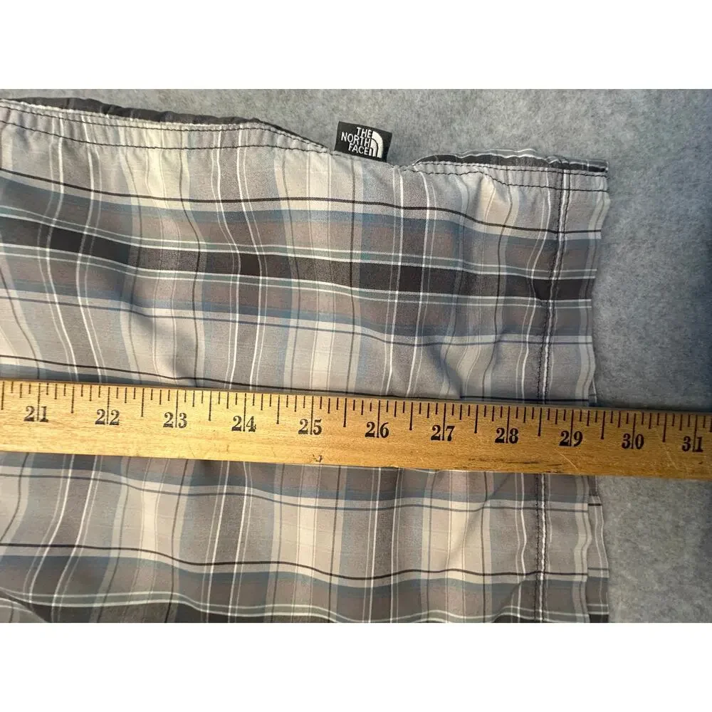 The North Face Plaid Short Sleeve Button Shirt XL Gray